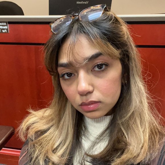 Meet your Posher, Zinah - Picture 1 of 1